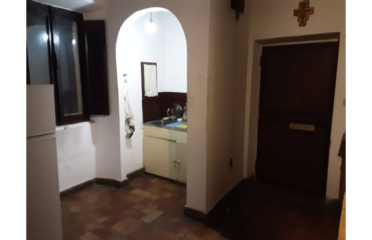 casa indipendente in vendita a Vetralla