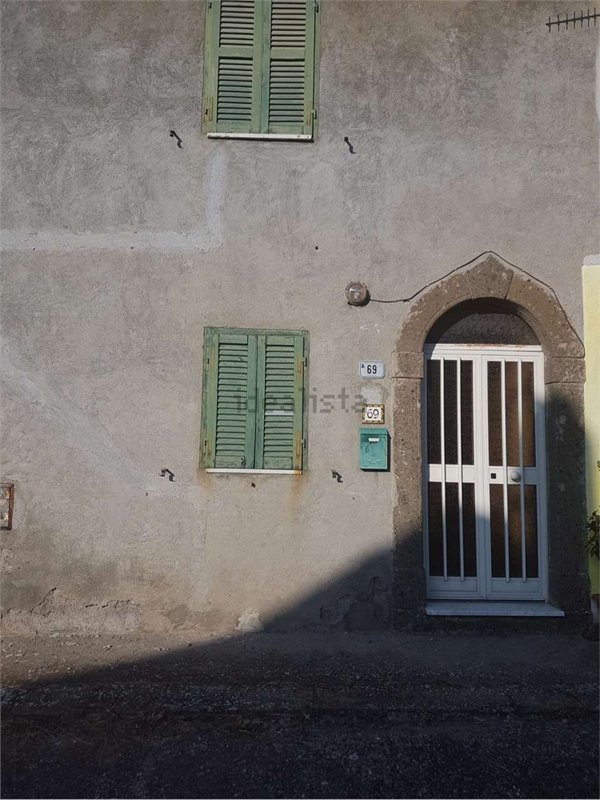 appartamento in vendita a Vetralla in zona Tre Croci