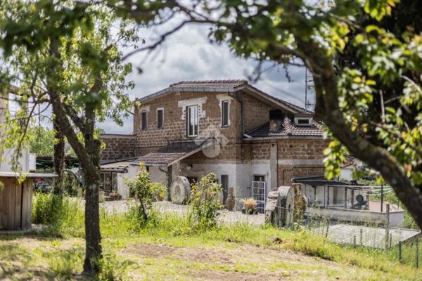 appartamento in vendita a Vetralla
