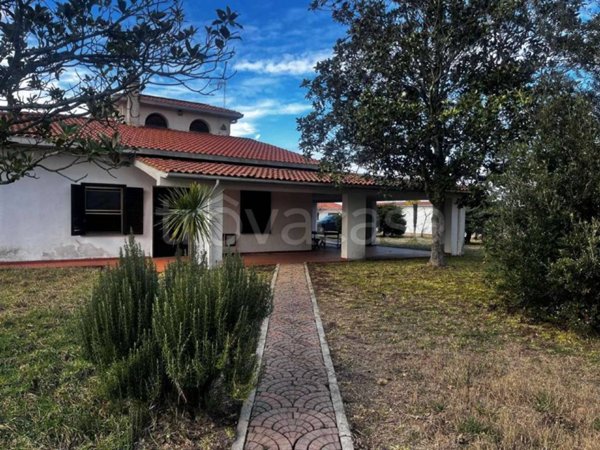 casa indipendente in vendita a Vetralla