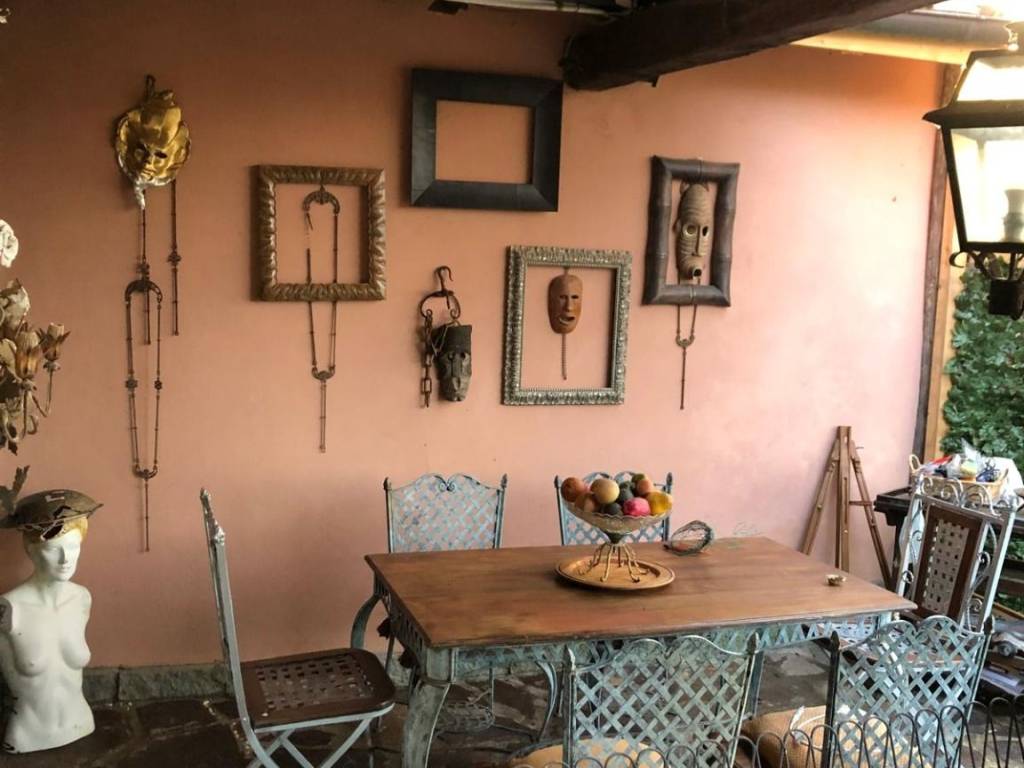 casa indipendente in vendita a Vetralla in zona Cura di Vetralla