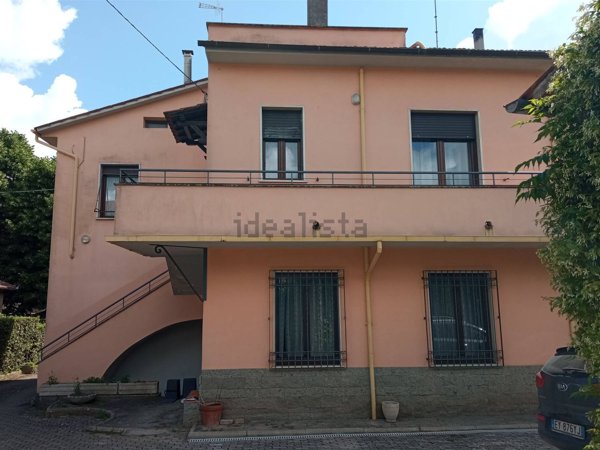 casa indipendente in vendita a Vetralla in zona Cura di Vetralla