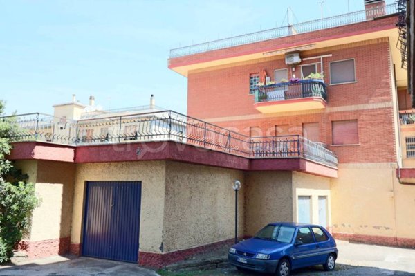 appartamento in vendita a Vetralla in zona Cura di Vetralla