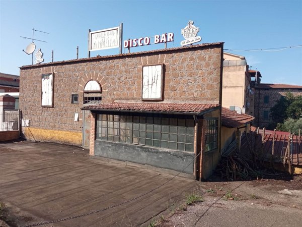 casa indipendente in vendita a Vetralla