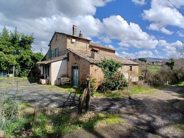 casa indipendente in vendita a Vetralla in zona Mazzocchio