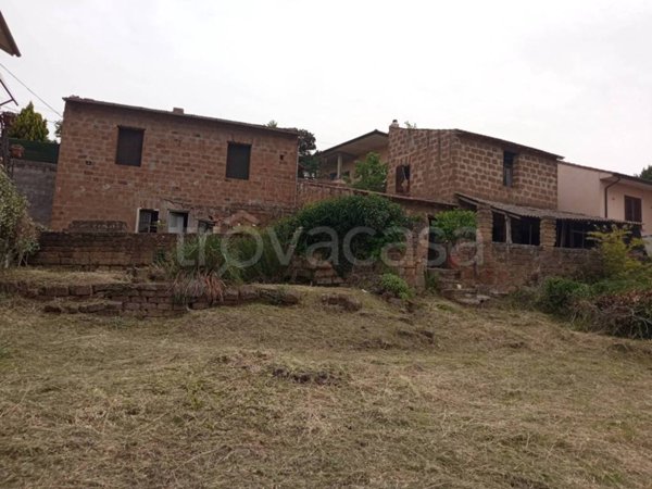 terreno in vendita a Vetralla in zona La Botte