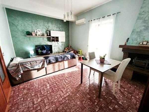 casa indipendente in vendita a Vetralla in zona La Botte