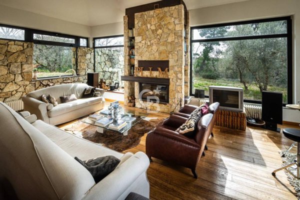 casa indipendente in vendita a Vetralla in zona Tre Croci
