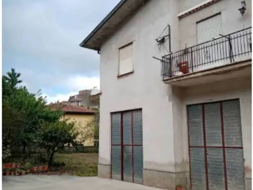 casa indipendente in vendita a Vignanello