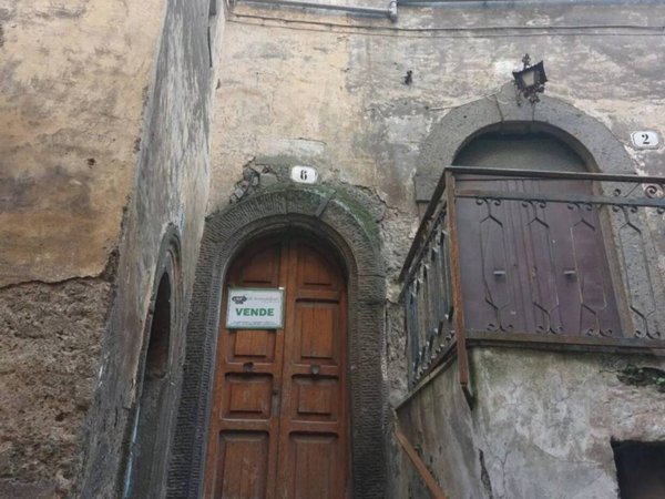 casa semindipendente in vendita a Vignanello