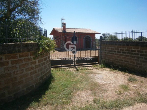 casa indipendente in vendita a Vignanello