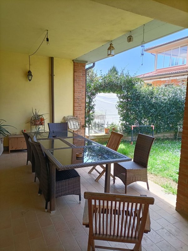 casa indipendente in vendita a Vignanello