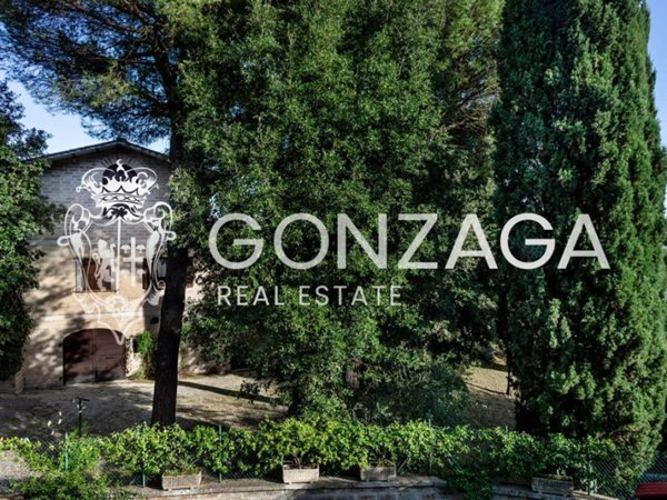 casa indipendente in vendita a Vignanello