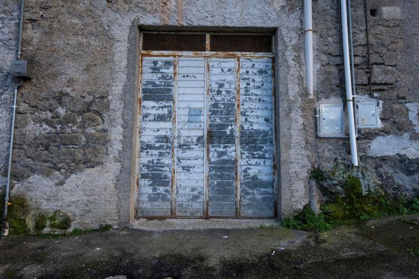 locale di sgombero in vendita a Vignanello