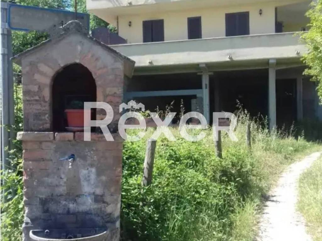 intera palazzina in vendita a Vignanello