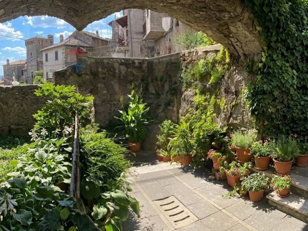 casa indipendente in vendita a Vignanello