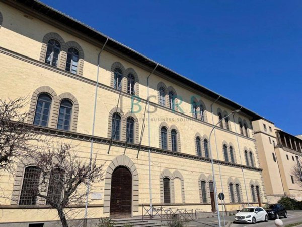 casa indipendente in vendita a Viterbo