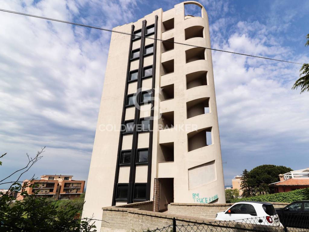 intera palazzina in vendita a Viterbo