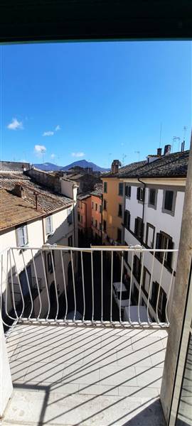 appartamento in vendita a Viterbo in zona Centro Città
