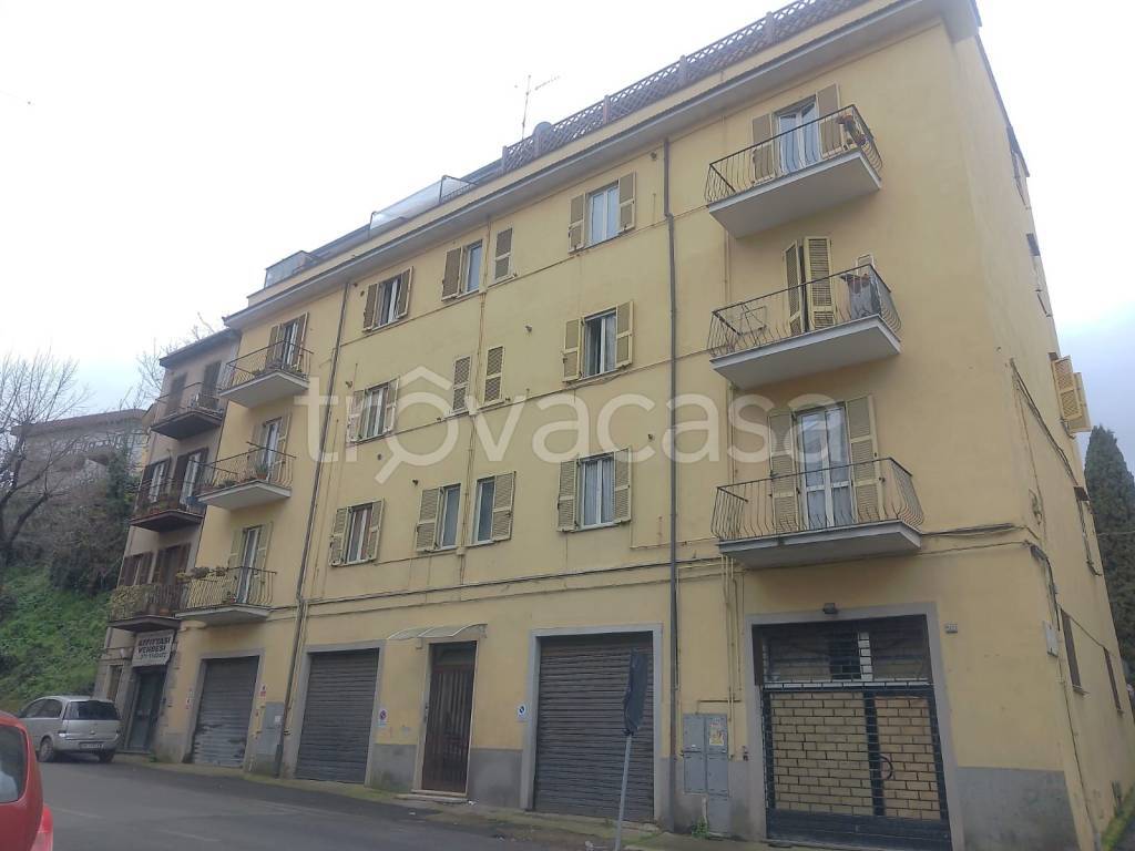 appartamento in vendita a Viterbo in zona Bagnaia