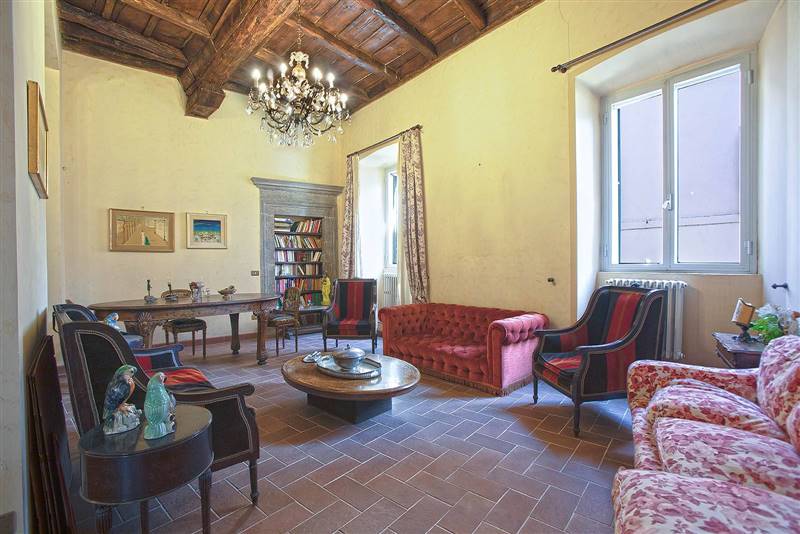appartamento in vendita a Viterbo in zona Centro Città