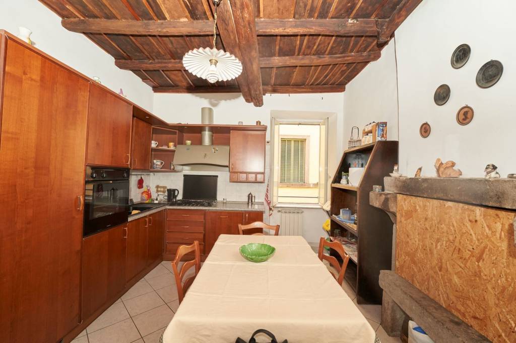 appartamento in vendita a Viterbo in zona Centro Città