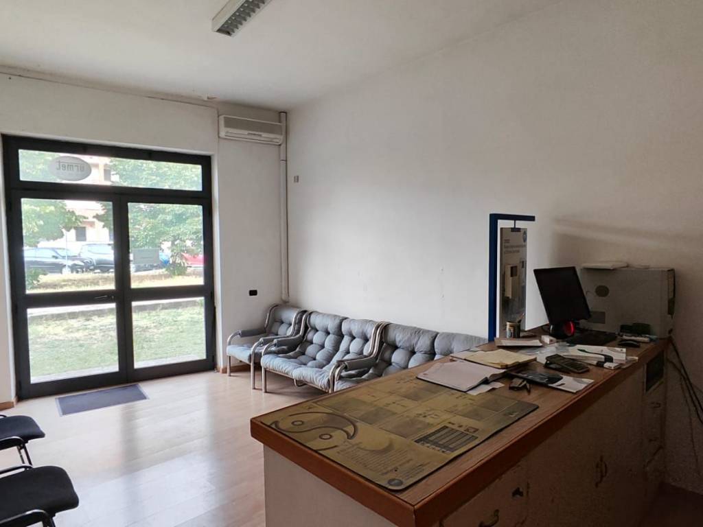 negozio in vendita a Viterbo