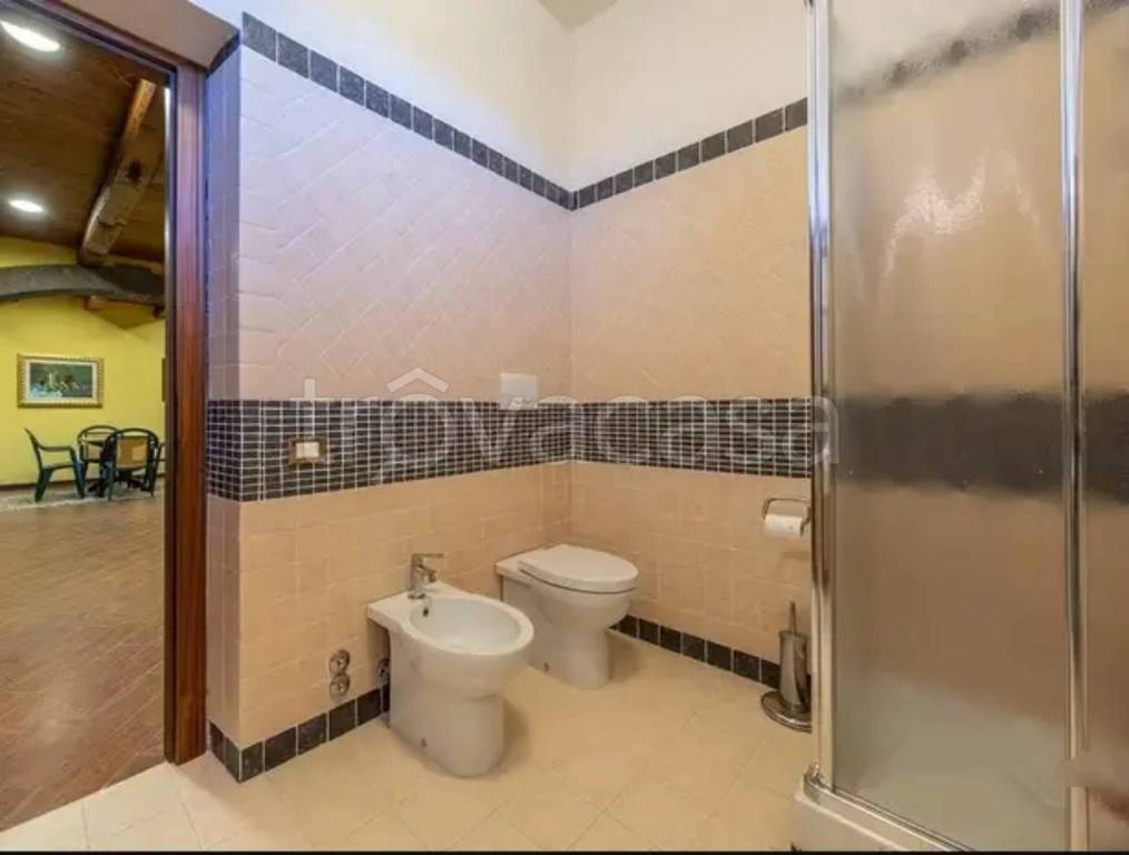 casa indipendente in vendita a Viterbo in zona San Martino al Cimino