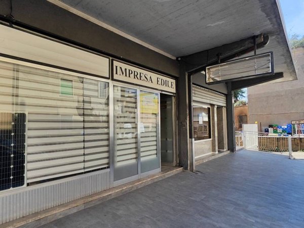 negozio in vendita a Viterbo