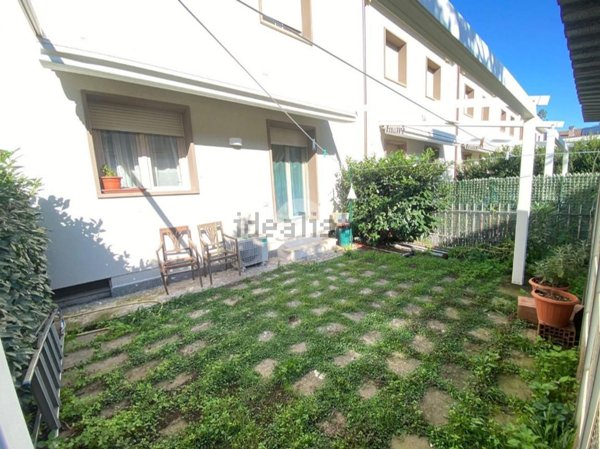casa indipendente in vendita a Viterbo
