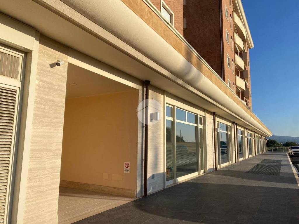 negozio in vendita a Viterbo