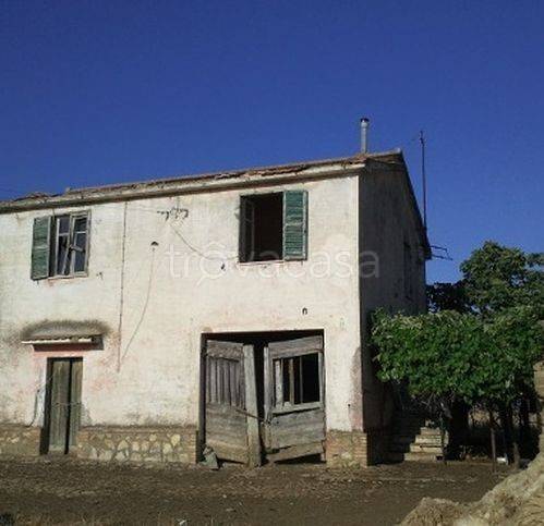 casa indipendente in vendita a Viterbo