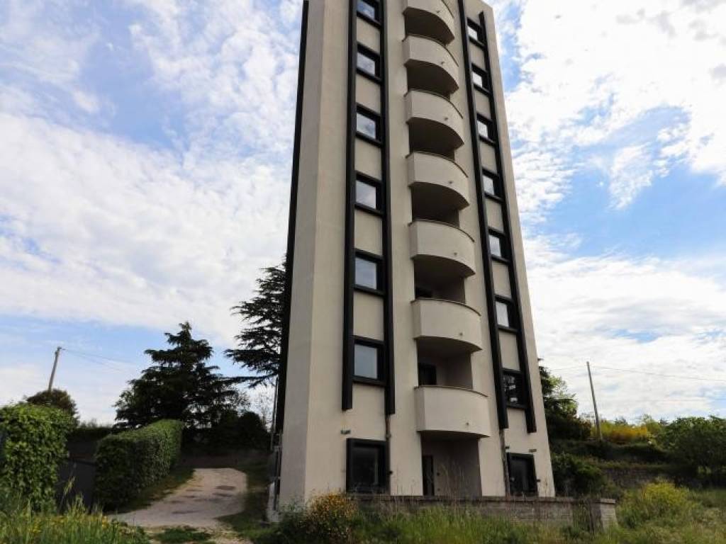 intera palazzina in vendita a Viterbo