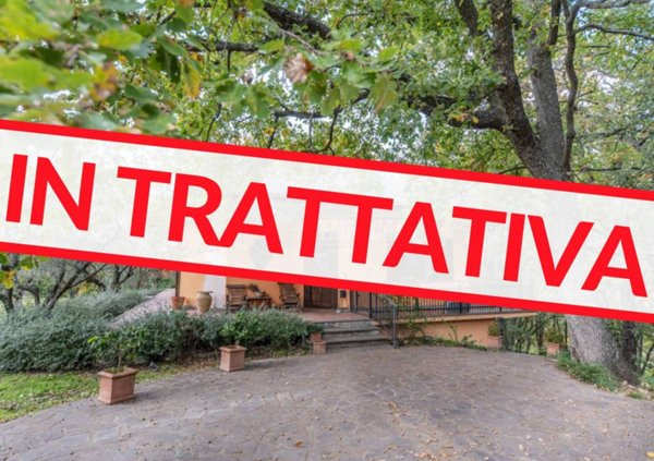 casa indipendente in vendita a Viterbo in zona Tobia