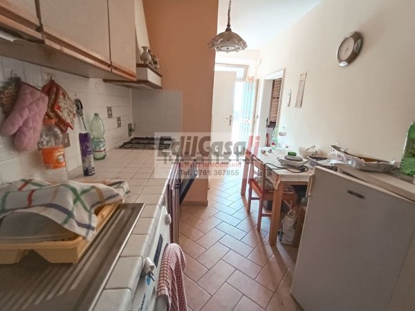 appartamento in vendita a Viterbo in zona Roccalvecce