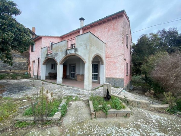 casa indipendente in vendita a Viterbo in zona Roccalvecce