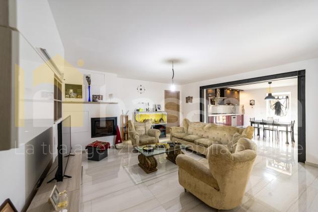 casa indipendente in vendita a Viterbo in zona Centro Città