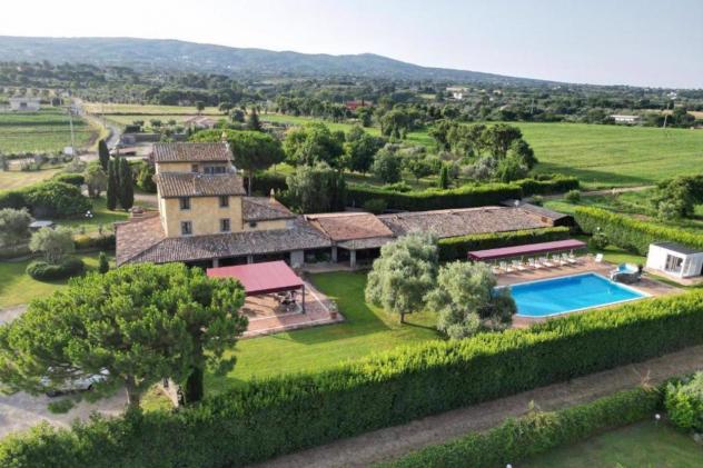 negozio in vendita a Viterbo in zona Centro Città