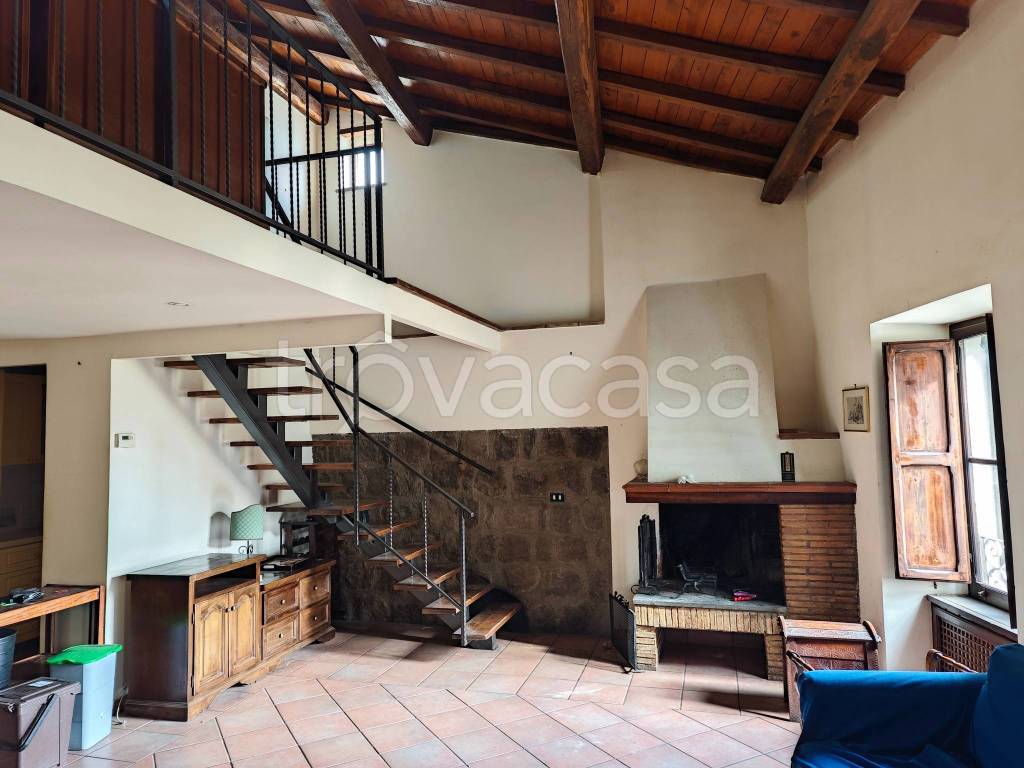 appartamento in vendita a Viterbo in zona Centro Città