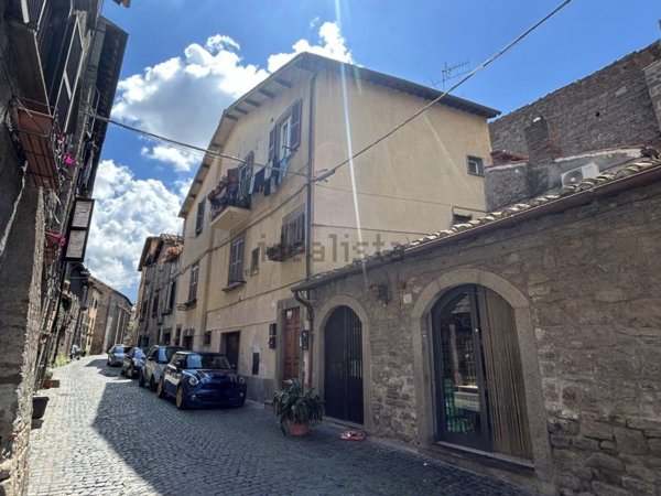 appartamento in vendita a Viterbo in zona Centro Città