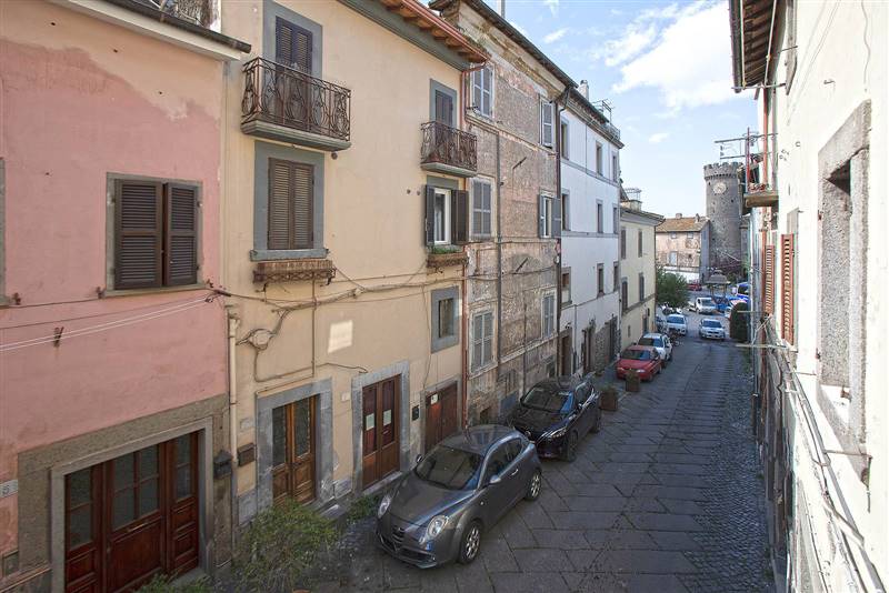 appartamento in vendita a Viterbo in zona Bagnaia