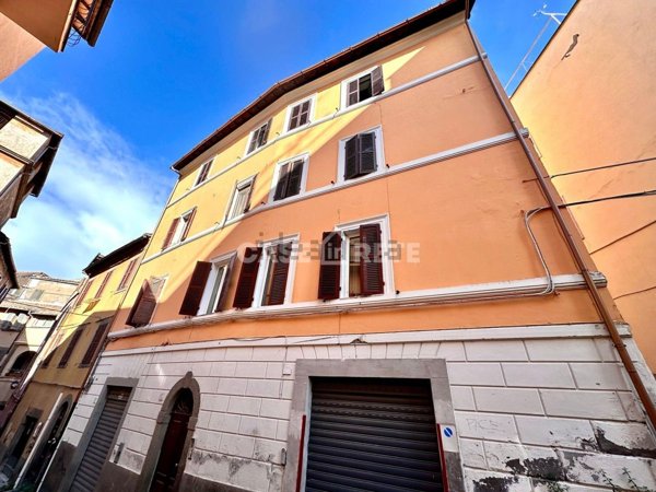 appartamento in vendita a Viterbo in zona Centro Città