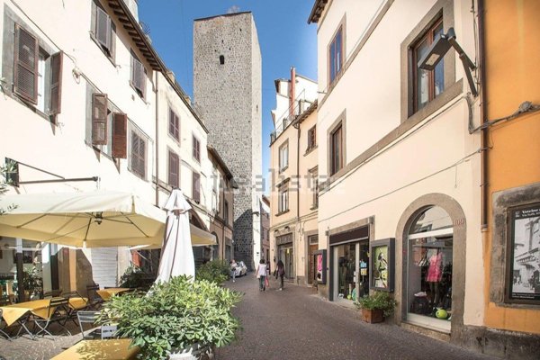 appartamento in vendita a Viterbo in zona Centro Città