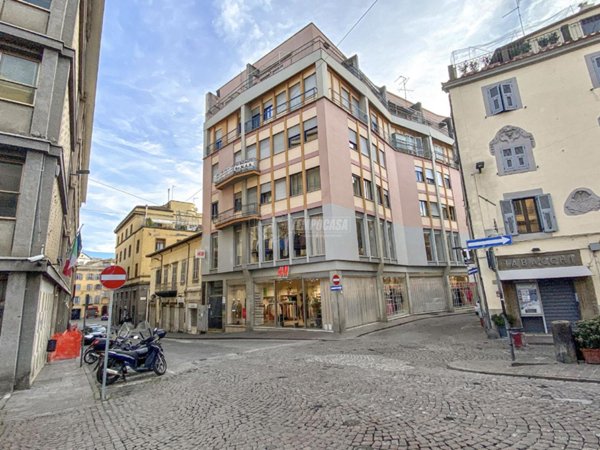 appartamento in vendita a Viterbo in zona Centro Città