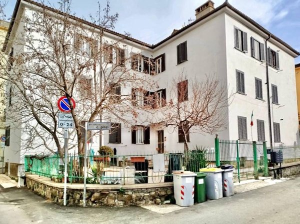 appartamento in vendita a Viterbo in zona Centro Città