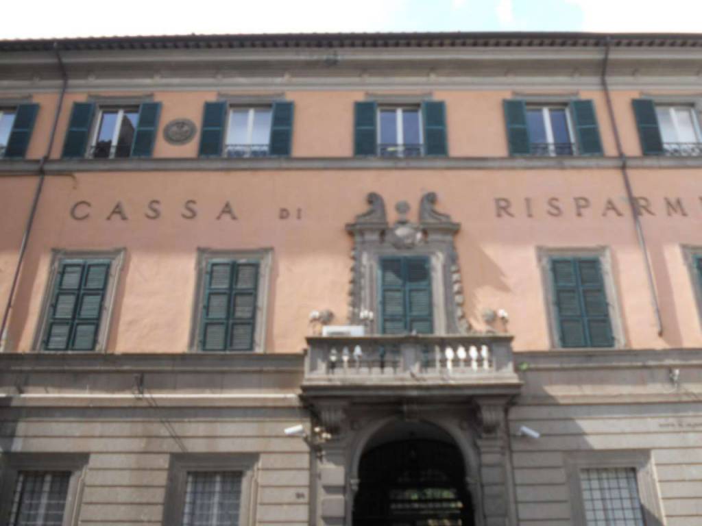 intera palazzina in vendita a Viterbo in zona Centro Città