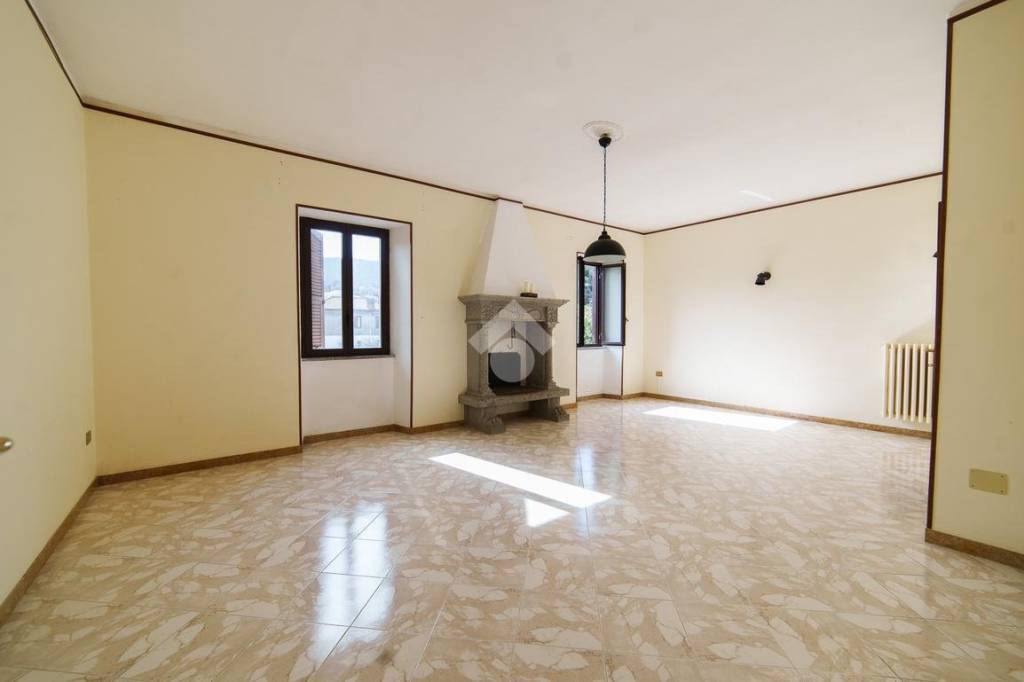 appartamento in vendita a Viterbo in zona Bagnaia