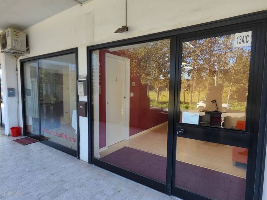 negozio in vendita a Viterbo