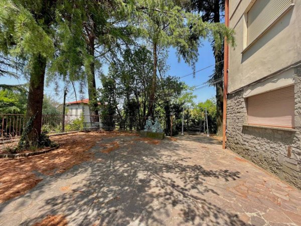 appartamento in vendita a Viterbo in zona San Martino al Cimino