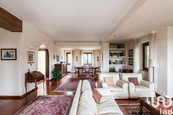 casa indipendente in vendita a Viterbo in zona Centro Città